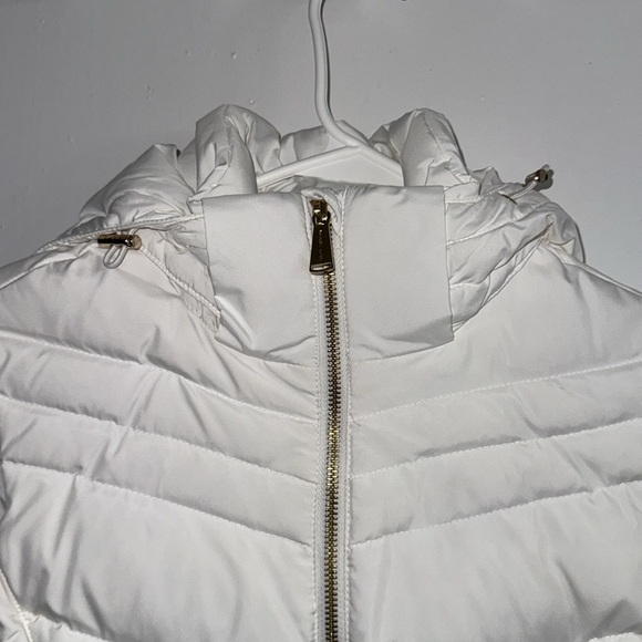 Michael Michael Kors Logo Hooded Puffer Vest Jacket size XS - Picture 3 of 7